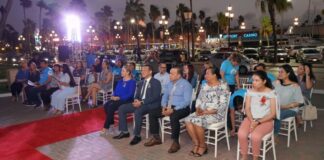 Bestuurskantoor A ‘Light It Up Blue’ En Conexion Cu Dia Mundial Di Autismo