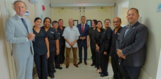 Minister Oduber ta bishita Wondpoli di HOH cu vision riba prevencion