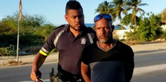 Zig Zag ariba caminda: Polis a detene chauffeur burachi na Cumana