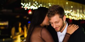 Kico un persona infiel ta busca di su amante, cu su esposa no ta dune ?