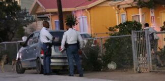 Nissan March a pasa basha bala riba cas di defunto Sammy na Poschikito