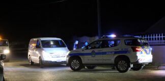 Van di departamento tecnico di polis envolvi den boksmento na Pos Chikito