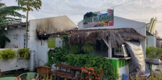 Dak di mata di coco a pega candela