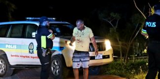 Pareha discutiendo despues cu nan a accidenta na Camacuri