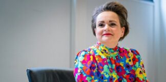 Secretario di Estado Van Huffelen ta duna espasio pa para recorte salarial di 12,5%