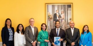 Aruba Tourism Authority a haci entrega di su Rapport Anual di 2021 na Minister di Turismo