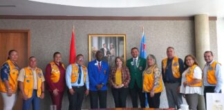 Prome Minister a ricibi bishita di District Governor Di Lions District 35 N