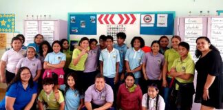 Studiantenan di 5de klas ta prepara pa e verkeersexamen.