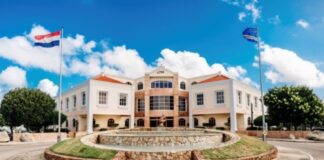 Reserva di Divisa Netto a subi substancialmente