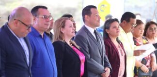 Durante apertura di veld cu yerba artificial na Parke Curason Jaburibari, NOMBER DI E VELD A BIRA CRUYFF COURT DENZEL DUMFRIES