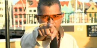 Anderson Rasmijn tabata na bista di husticia desde 2010; Nan tin su grabacion den transportbus unda e ta confesa