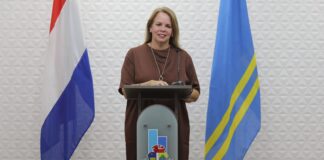 Prome Minister un biaha mas a splica e trayecto cu Gobierno a tuma pa yega kita e recorte salarial