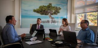 Minister Oduber a reuni cu e cruise committee