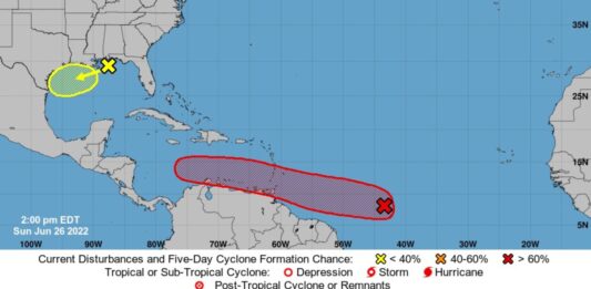 Mal tempo den Atlantico lo bira “Horcan Bonnie” yegando of pasando Aruba