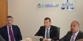 INMIGRACION ARUBA, GRENSPOLITIE Y UNIDAD PA COMBATI TRAFICACION DI HENDE LO BAY WORDO REENFORSA