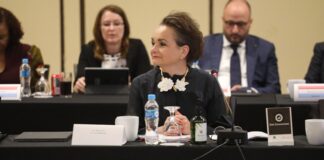 Secretario di Estado van Huffelen a duna Aruba, Corsou y Sint Maarten | ESPACIO PA PRESENTA OTRO ALTERNATIVA