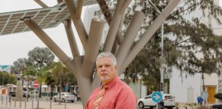 Eric Ras di CURPA no sa kico e ta papia: Placa di BAVP ta bay pa paga 80 miyon pa aña na projectonan PPP