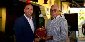 Danki Rafael Statie pa e 50 añanan di labor den nos sector turistico