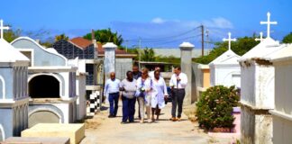 Prome Minister a bishita kelder di angelitonan Rishandroh y Eugene den cuadro di dia internacional di muchanan inocente victima di agresion