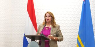 Premier Wever – Croes ta haci yamada na comunidad pa bay vacuna y proteha contra e virus