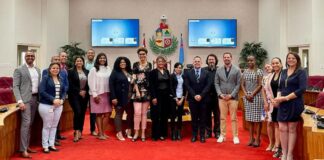 Reunion di Comision Fiho di Husticia a para keto riba e topico: Castigo penal pa menor di edad