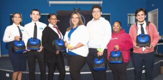 Aruba Bank contento di por a forma parti di EPI Leadership Program Week