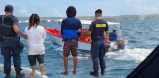 Dos Arubiano gara cu droga riba boto Cassandra biniendo di Venezuela