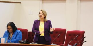 WAAR HEBBEN WIJ HET OVER ???