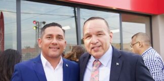 MINISTER ENDY CROES Y MINISTER URSELL ARENDS A PRENSENCIA E GRAN APERTURA DI BURGER KING NA SANTA CRUZ.