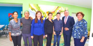 MINISTER ENDY CROES A HACI BISHITA OFICIAL NA MUCHILA CREATIVO.