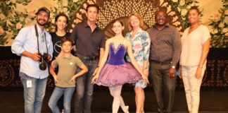 Aruba cu Medaya di Brons den International Ballet Competition in New York City.