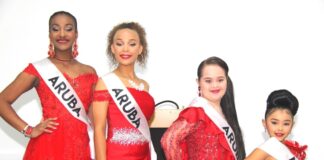 Muchanan representanto Aruba tabata tin intercambio di regalo y encuentro cu prensa na Republica Dominicana