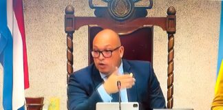 Laga Hulanda nombra 21 parlamentario y haci Raymond Gradus presidente di parlamento