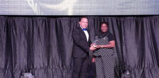 PREMIO EXCELENCIA DEN DEPORTE A RECONOCE SRA. CECILIA A. BALENTIN COMO BALUARTE DEPORTIVO 2021.