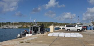 Wardacosta ta intersepta di cuater, di sinco y di seis transporte di droga den tres siman