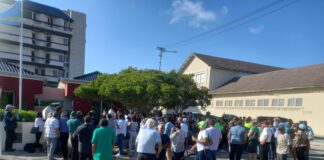 Manifestacion di AVP a logra un pipita di 40 persona