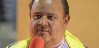 Nepotismo ta Patrick Paskel cu a ranca 6 miyon y biba dushi riba custia di pueblo