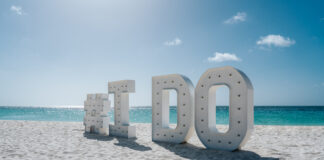 Aruba ta cla pa e di 4 edicion di “Vow Renewal” na Eagle Beach dia 11 di augustus