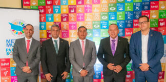 Minister Geoffrey Wever Sostenibilidad den comun: Aruba tambe a observa United Nations SDG Flag Day