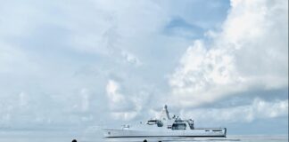 3 “go-fast” cu 3700 kilo di droga intercepta riba un dia