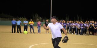 MINISTER ENDY CROES A AFECTUA APERTURA OFICIAL DI CAMPEONATO DI SOFTBALL 2022 – 2023.