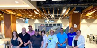 MINISTER ENDY CROES A GRADICI Y FELICITA PRENSA PA NAN EXCELENTE TRABOU.