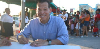 GOBIERNO DI ARUBA A FIRMA ACUERDO CU CEDE ARUBA DEN CUADRO DI PROYECTO DI “VEILIGE BARIOS