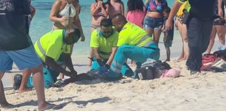 Paramediconan a sali cu urgencia pa Hospitaal, pa criatura cu a haya problema den lama cu no tawata reacciona