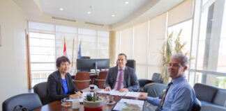 Minister Geoffrey Wever: A reuni cu Camara di Comercio pa cu ultimo desaroyonan ariba Aruba su economia