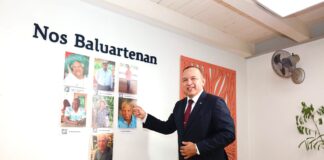 MINISTER ENDY CROES A PRESENCIA APERTURA DI E EDIFICIO DI DIRECTIE OUDERENZAKEN.