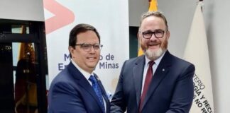 Mision pa Ecuador ta duna resultado positivo; fuel oil na prijs special ta posibel