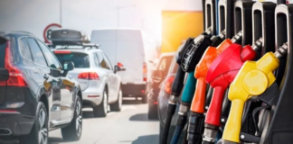 Parlamentario Marco Berlis (MEP): Prijs di gasolin, diesel y kerosin ta bolbe baha