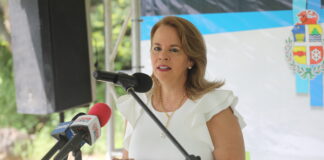 EMBEYECIMENTO DI HOOIBERG TA PARTI DI E COMPROMISO PA ARUBA MEHORA COMO PRODUCTO TURISTICO