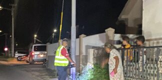 Suzuki Swift grijs a baha caminda na man drechi dal un palo di lus y sigui core bay